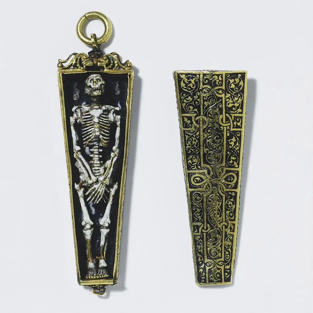 #7 A memento mori pendant (circa 1540) found in England paints a vivid picture of mortality.