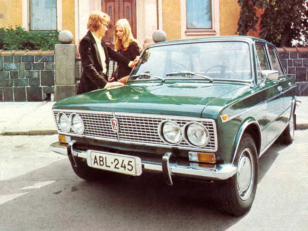 Stunning Vintage Advertisements of Soviet Cars from the 1970s and 1980s Vehicles &; Transportation