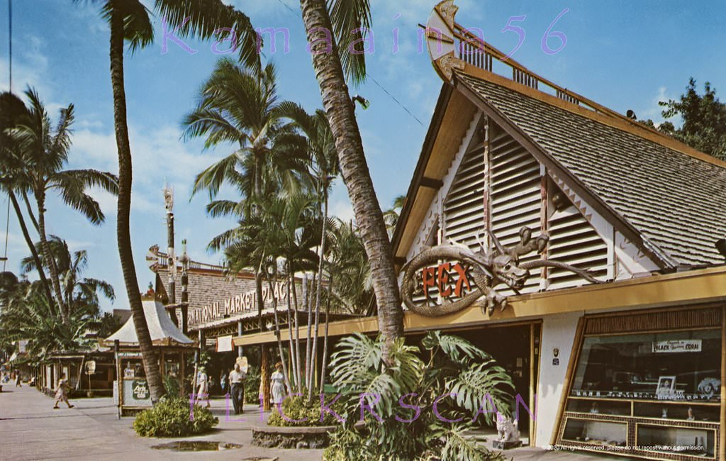 #89 The International Market Place on the mauka side Kalakaua Avenue, 1960