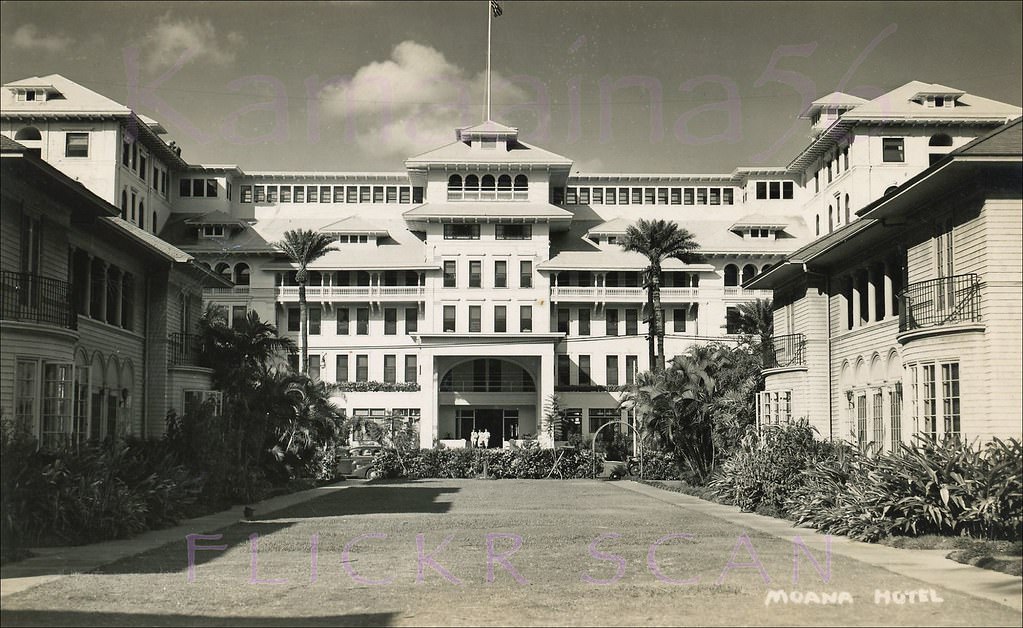 #7 View from courtyard of the Moana Cottages looking across Kalakaua Avenue towards the Moana Hotel, 1948