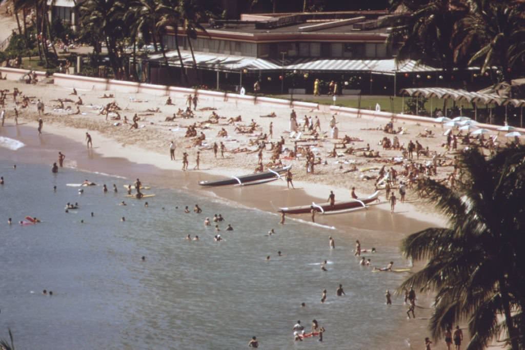 #41 Waikiki, 1974