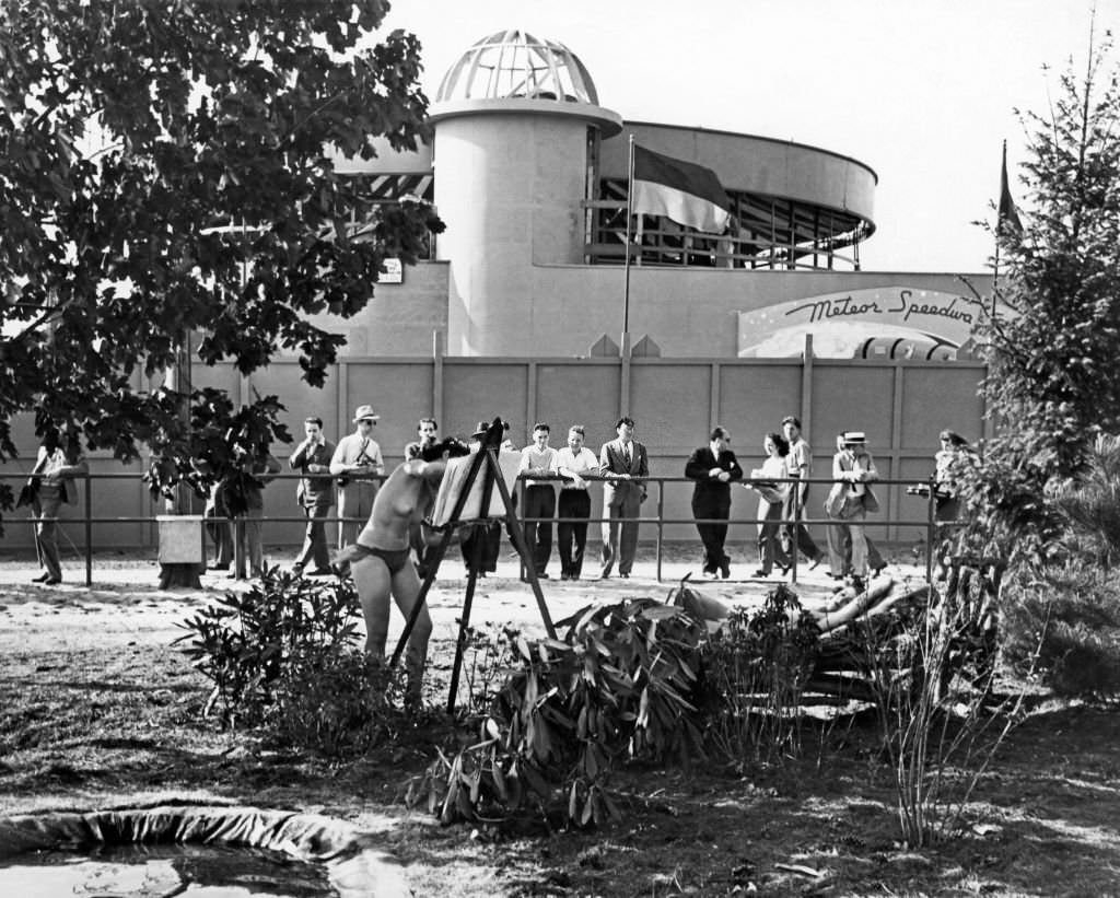 #123 This woman is displaying her artistic talents with the NTG Sun Worshippers at the World’s Fair, 1939