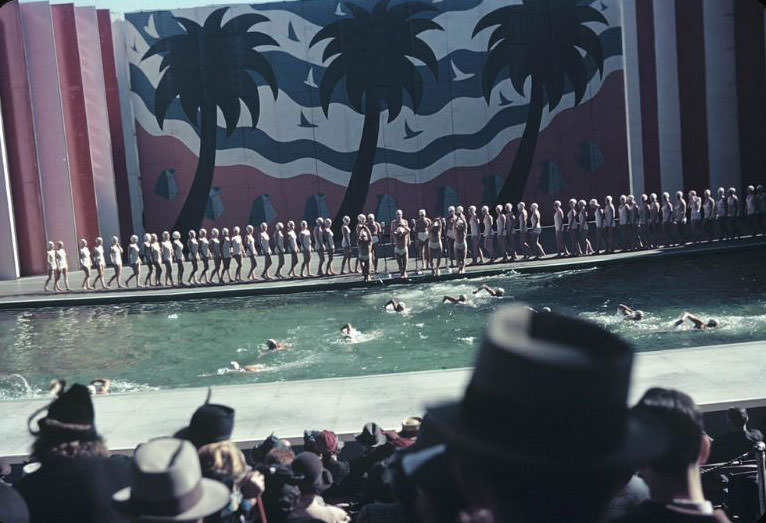 #66 Amphitheater and Billy Rose Aquacade, 1939 New York World’s Fair