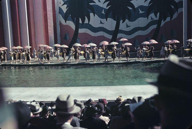 #69 Amphitheater and Billy Rose Aquacade, 1939 New York World’s Fair