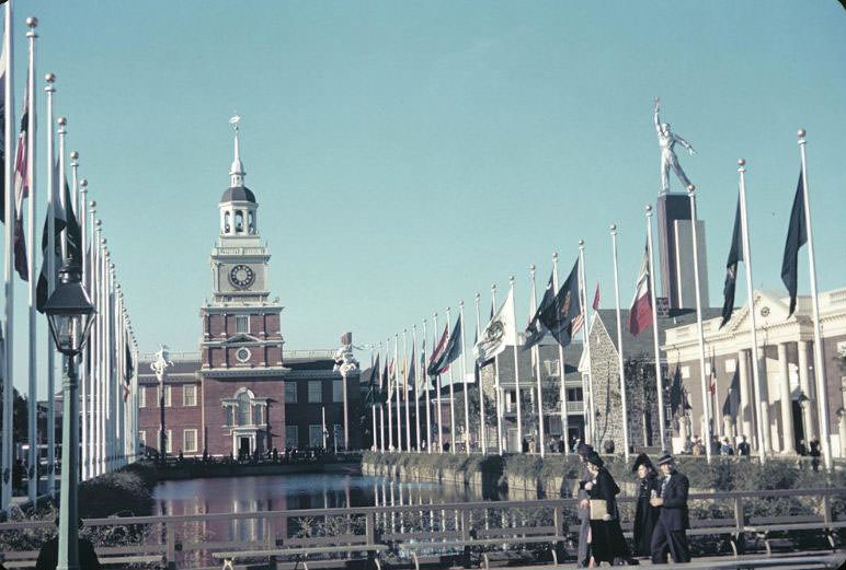 #82 The Pennsylvania Building along the Court of States with tower of the USSR (Soviet) Pavilion above, 1939 New York World’s Fair