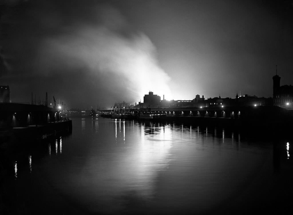 #67 Cheapside Street Whisky Bond Fire – Glasgow, 1960s