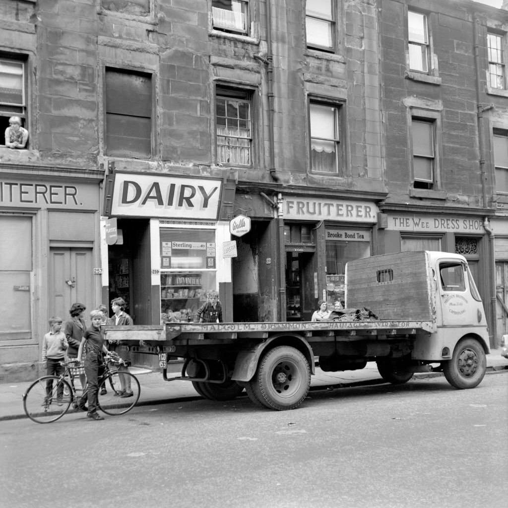 #70 The tenement of John Duddy in Stevenson Street, Calton, Glasgow (above the alley) where the 37 year old was arrested today in connection with the Shepherd’s Bush Murders in London