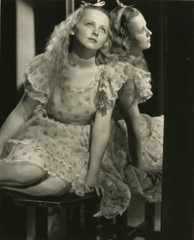 Gorgeous Photos of Charlotte Henry from the Filming of &;Alice in Wonderland (1933)&; Movies