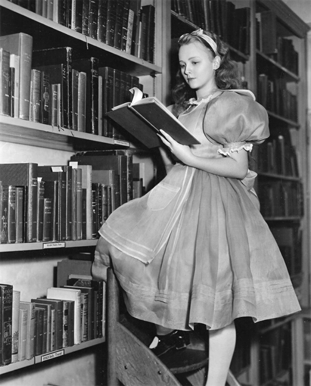 Gorgeous Photos of Charlotte Henry from the Filming of &;Alice in Wonderland (1933)&; Movies