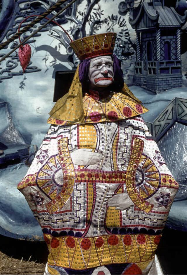 #10 William Hanlon, clown in spec wardrobe.