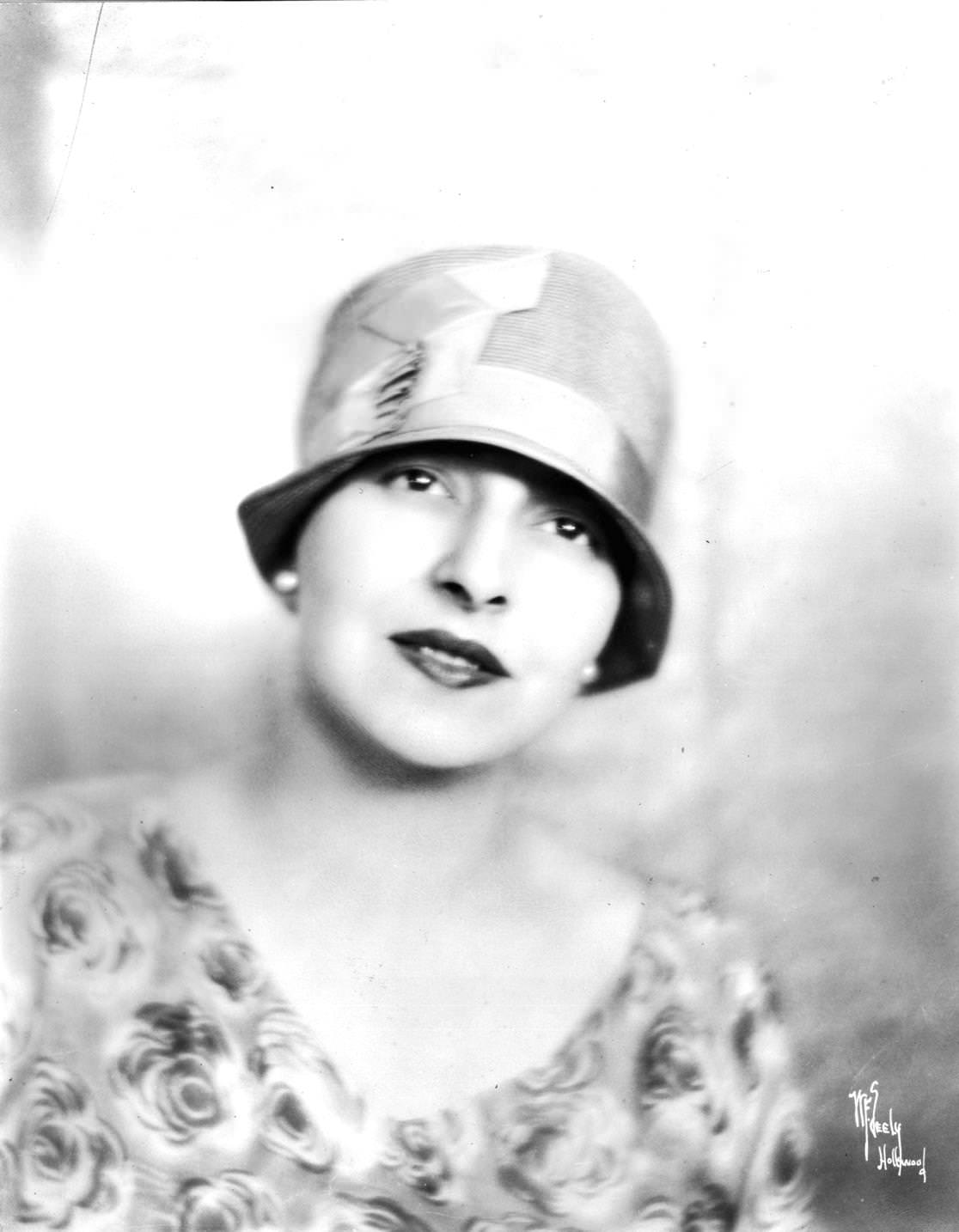#100 American screenwriter and novelist Lenore J. Coffee, 1925.