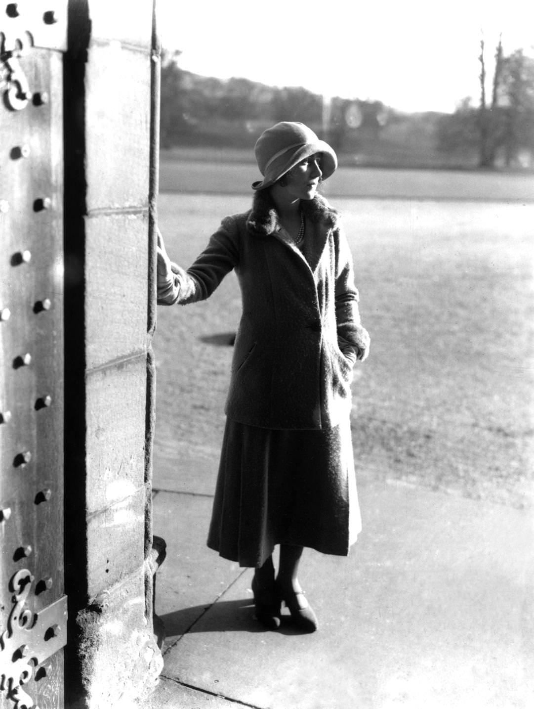 #87 Future Queen Consort to King George VI, Lady Elizabeth Bowes-Lyon, at her childhood home Glamis Castle in Angus, 1923
