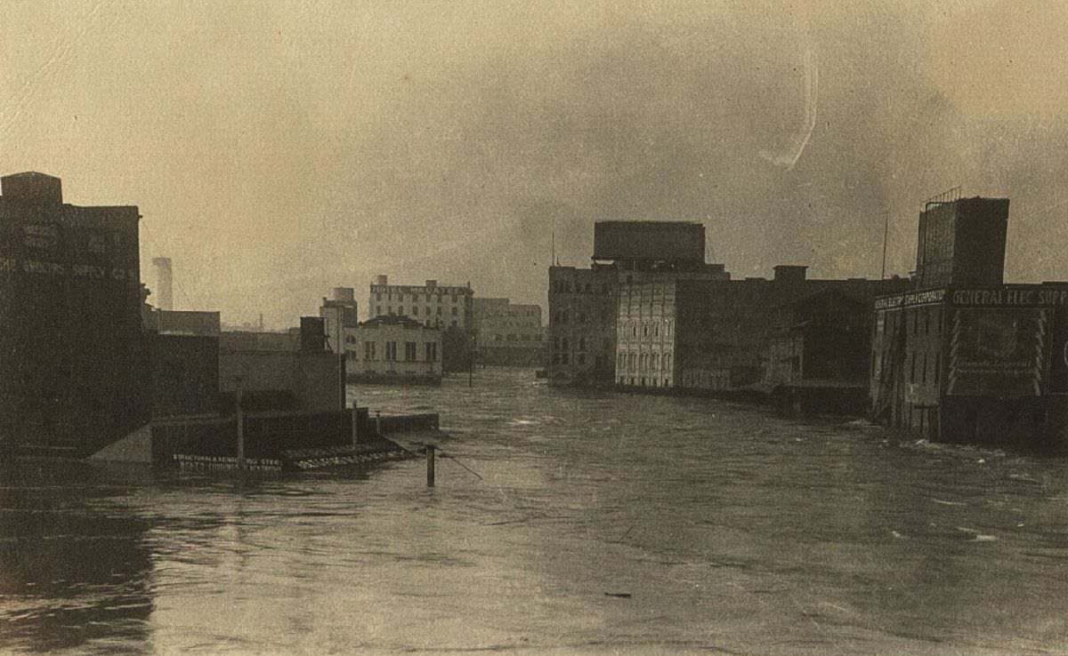 #13 Flood on Franklin Avenue,December 9, 1935