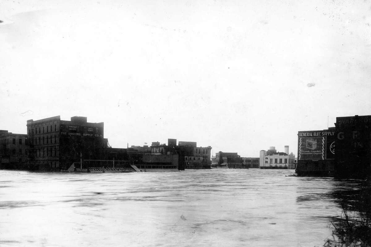 #19 Buffalo Bayou, December 1935.