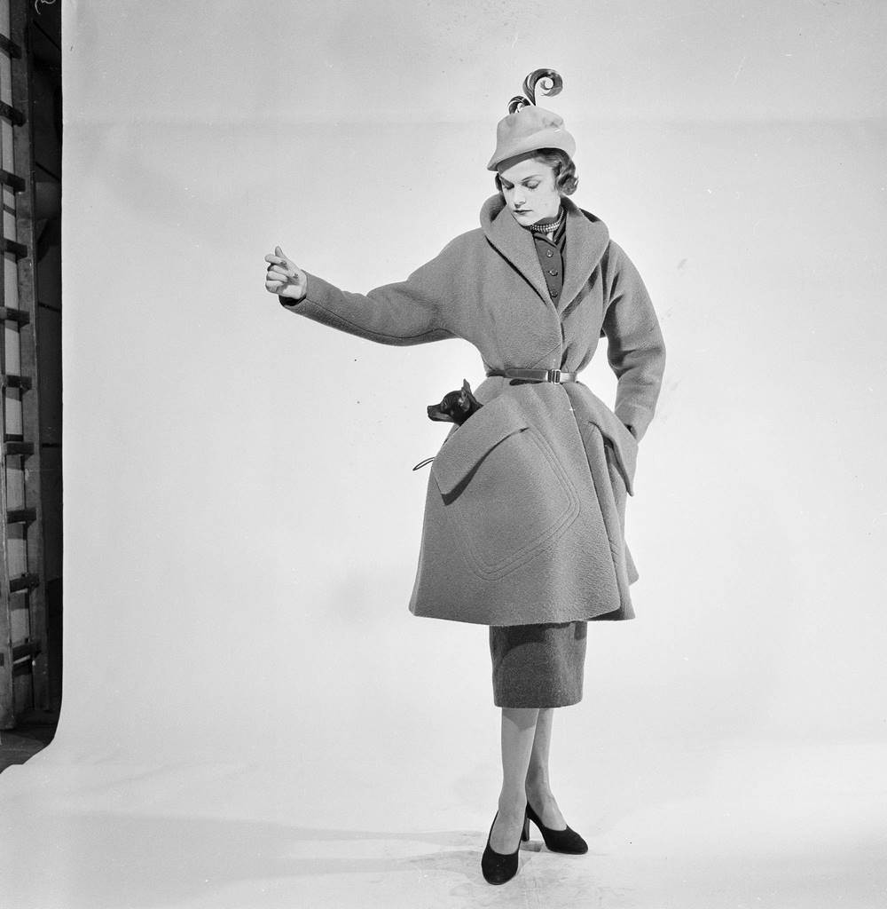 #96 Fashion Collection Of ‘couturiers Associes’ Autumn Winter 1950/1951
