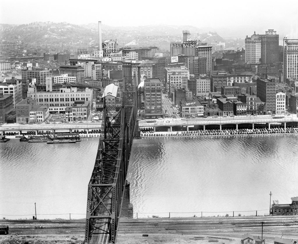 #185 Point Bridge and Cityscape, Pittsburgh, Pennsylvania, August 1941