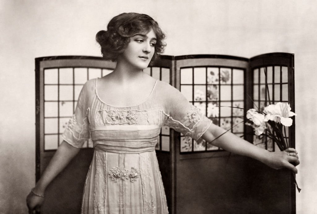 #17 Lily Elsie, 1910