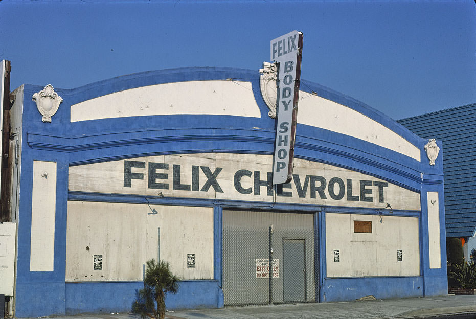 #36 Felix Body Shop, Los Angeles, California, 1979