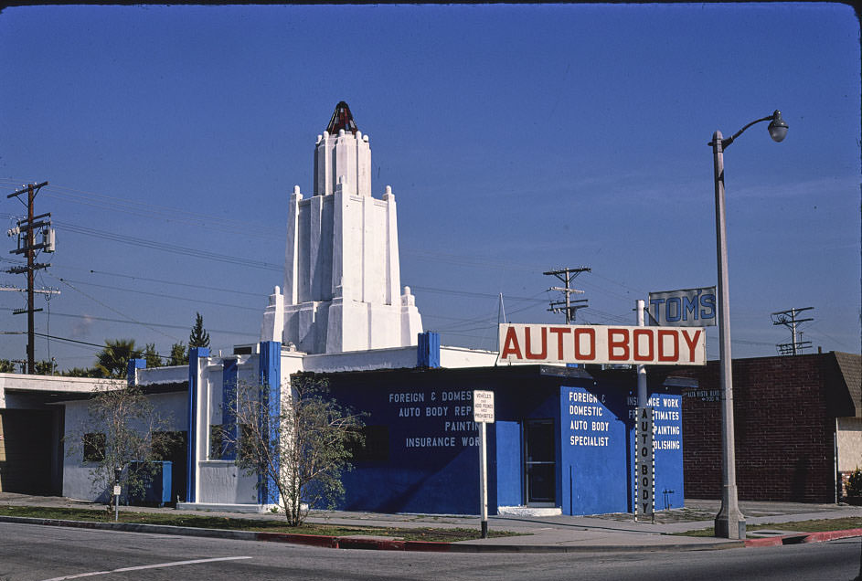 #44 Tom’s Auto Body, 7229 West Melrose, Los Angeles, California, 1977