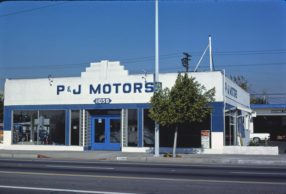 #50 Bell Point Motors, Los Angeles, California, 1977