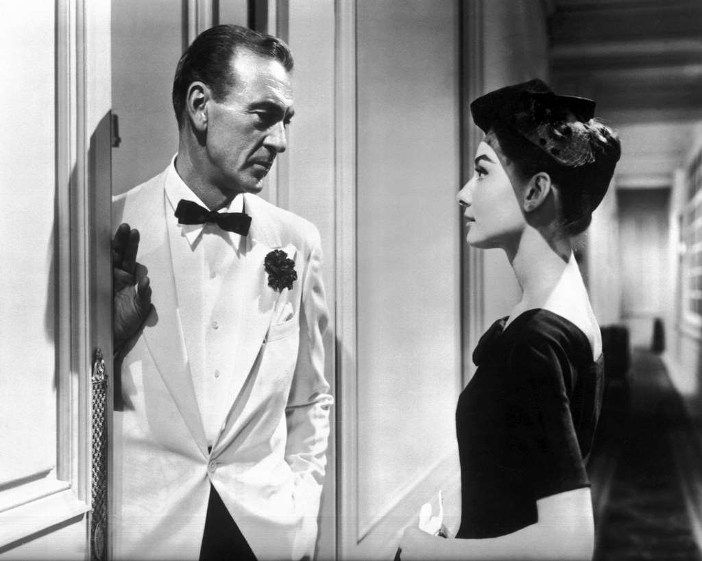 Gary Cooper as Frank Flannagan and Audrey Hepburn (1929 – 1993) as Ariane Chavasse in ‘Love in the Afternoon’, 1957.