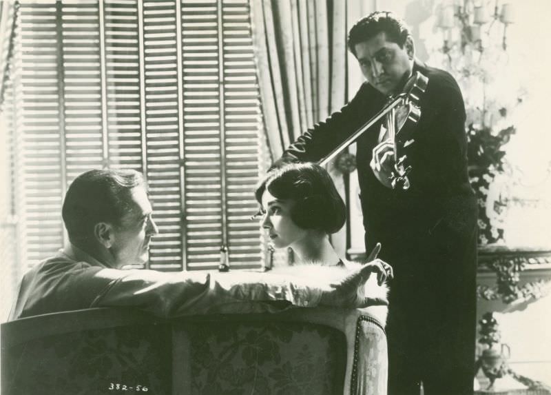 Stunning Photos from the Set of &;Love in the Afternoon (1957)&; Movies