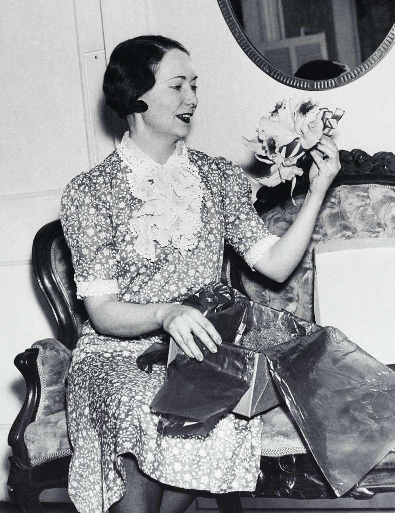 #4 Margaret Mitchell photographed at her home in Atlanta, (locale of the book), after the announcement that her novel had won the Pulitzer Prize.