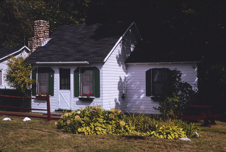 #111 Green Village Court, North Woodstock, New Hampshire, 1996