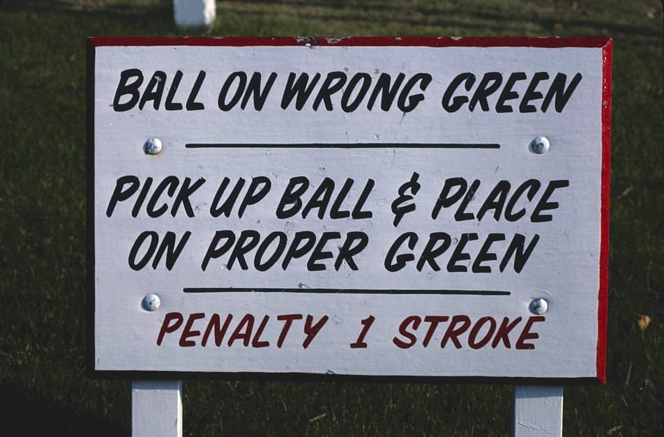 #55 Ball on wrong green sign, Funspot mini golf, Route 3, Weirs Beach, New Hampshire, 1981
