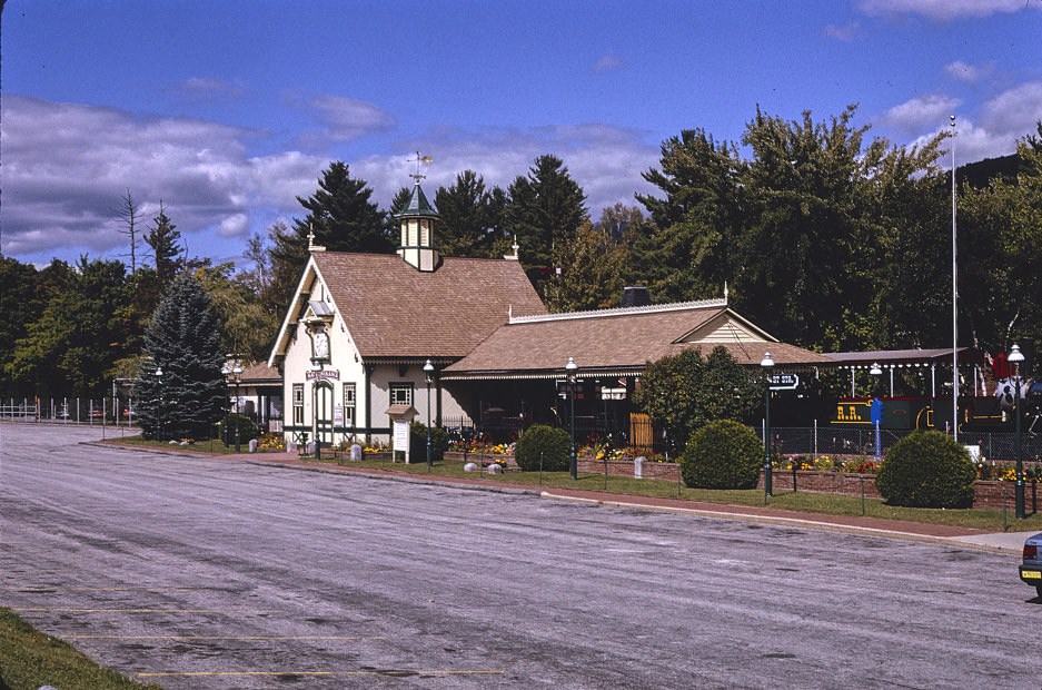 #95 Clark’s Trading Post, North Woodstock, New Hampshire, 1996