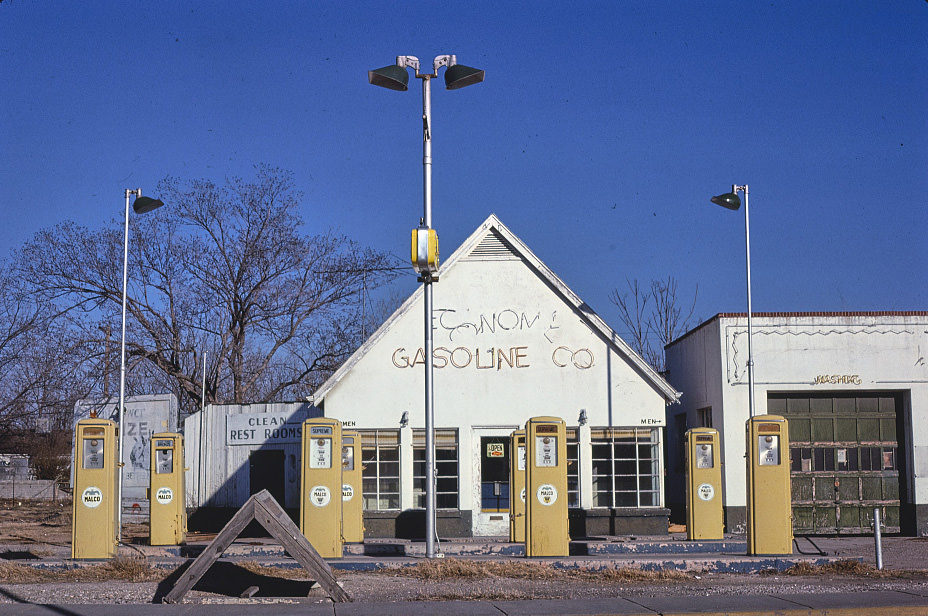 #134 Economy Gasoline Co., Carlsbad, New Mexico, 1981