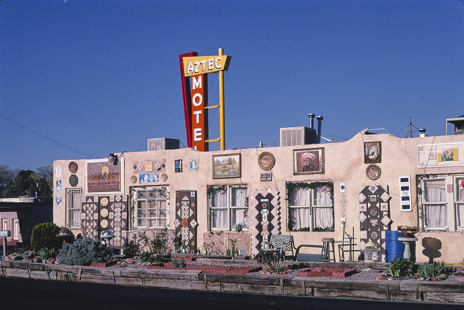 #7 Aztec Motel, diagonal view 2, Route 66, Albuquerque, New Mexico, 1999
