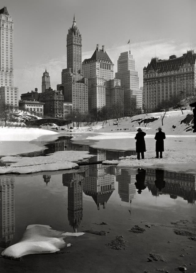 #32 Central Park, New York City, 1933