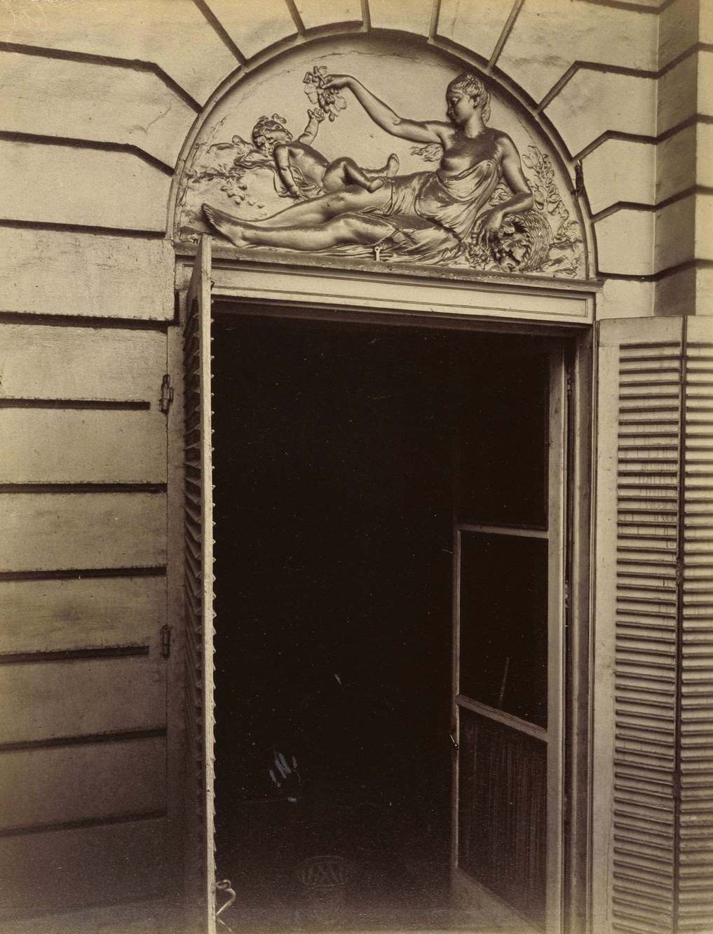 #105 Overdoor Relief, Hôtel du Cardinal Dubois, 1913