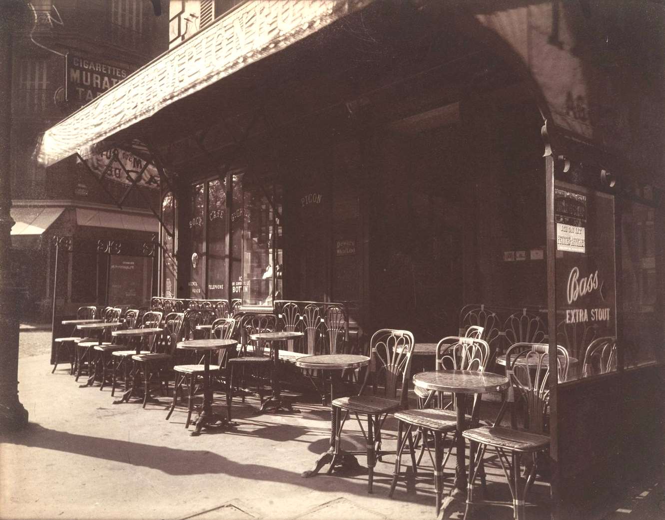 #37 Cafe, Avenue de la Grande-Armee, 1924