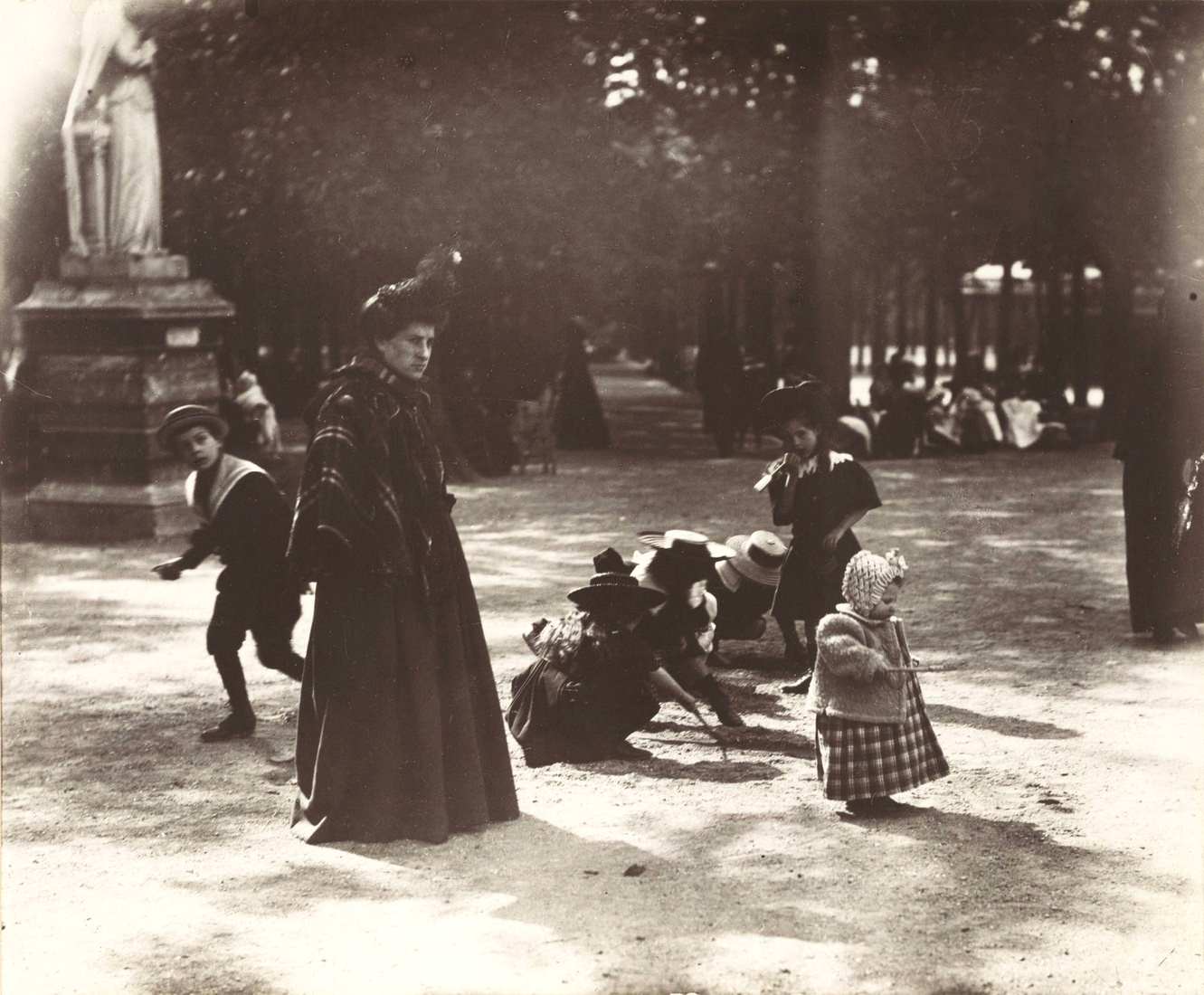 #47 Children Playing, Luxembourg Gardens, 1898