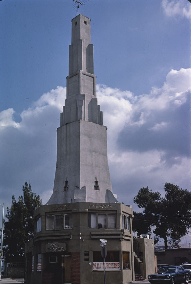 #11 Tower Restaurant, angle 1, University Avenue and Reno Drive, San Diego, 1979