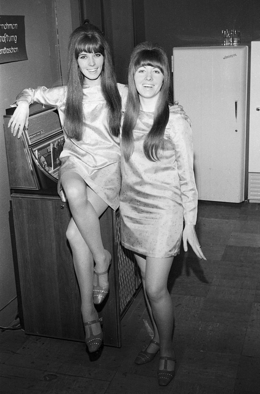 #21 Scottish pop duo ‘The McKinleys’, consisting of the sisters Sheila and Jeanette McKinley, 1965.