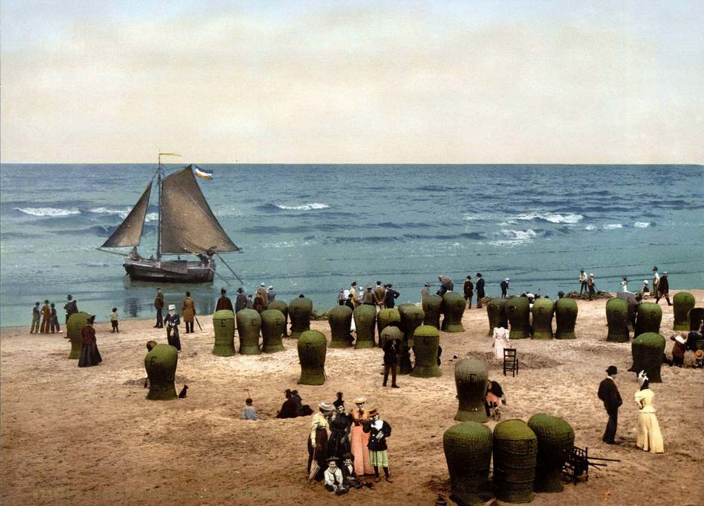 #77 The beach, Scheveningen, 1900