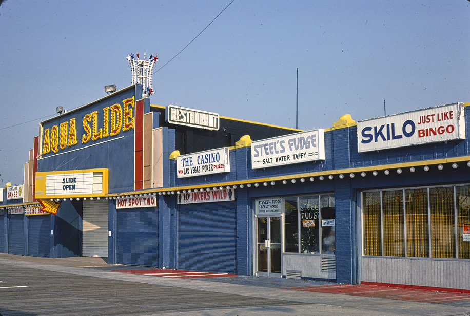 #75 Sportland Aqua slide, entrance, Wildwood, New Jersey, 1978