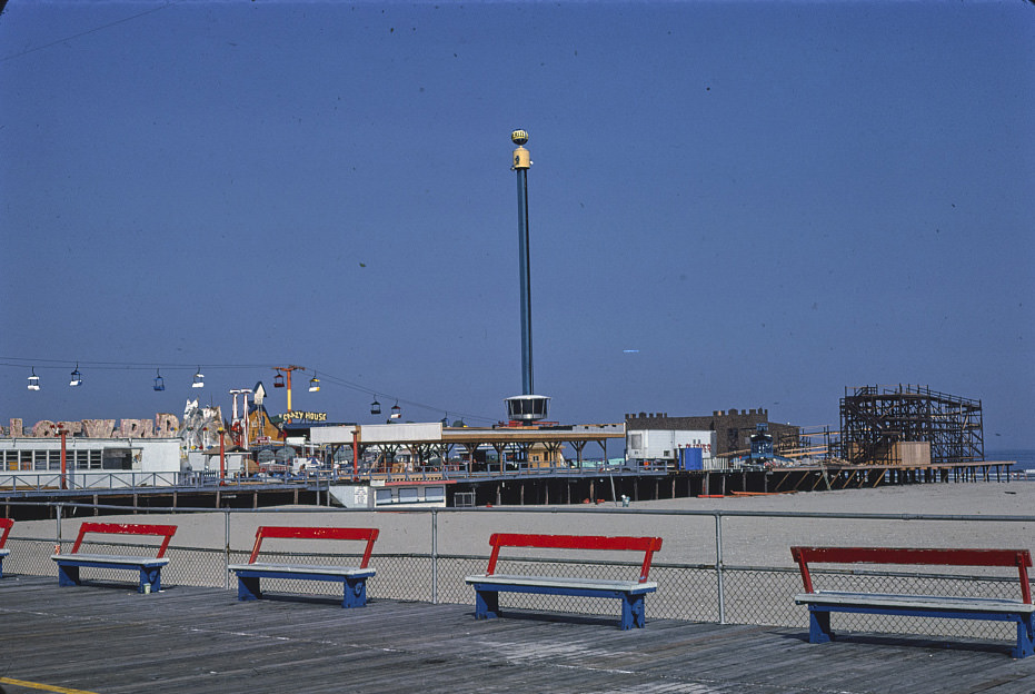 #140 Fun Pier, Wildwood, New Jersey, 1978