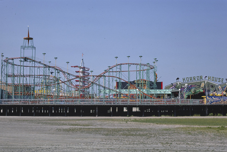 #16 Sportland Pier, Wildwood, New Jersey, 1978