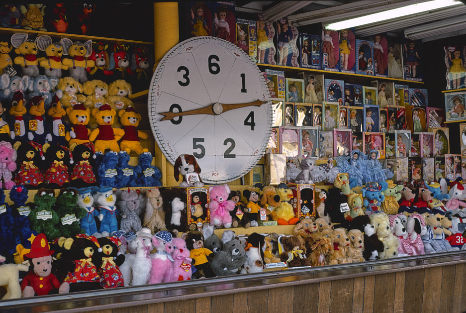 #32 Boardwalk game store, Wildwood, New Jersey, 1978
