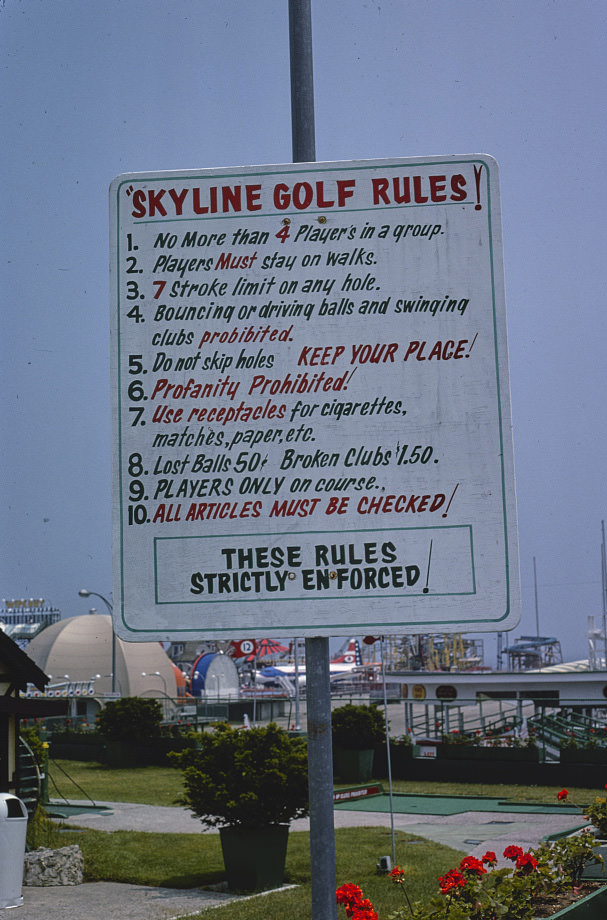 #115 Hunt’s Pier Skyline Golf, Wildwood, New Jersey, 1978