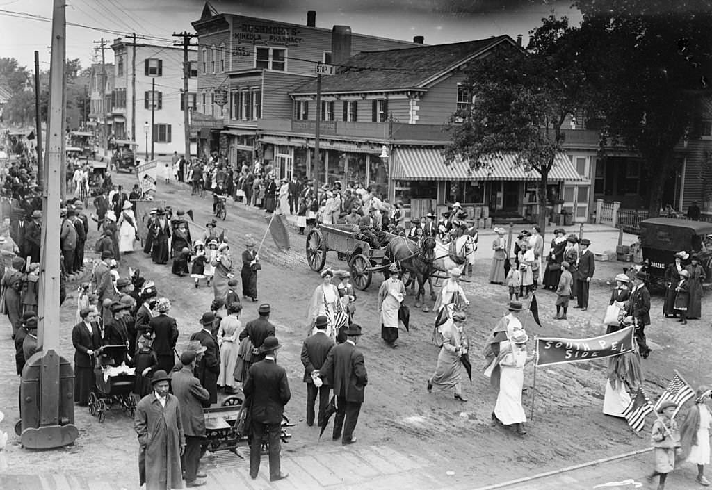 #8 A women’s suffrage parade in Mineola, Long Island, New York, May 24, 1913.