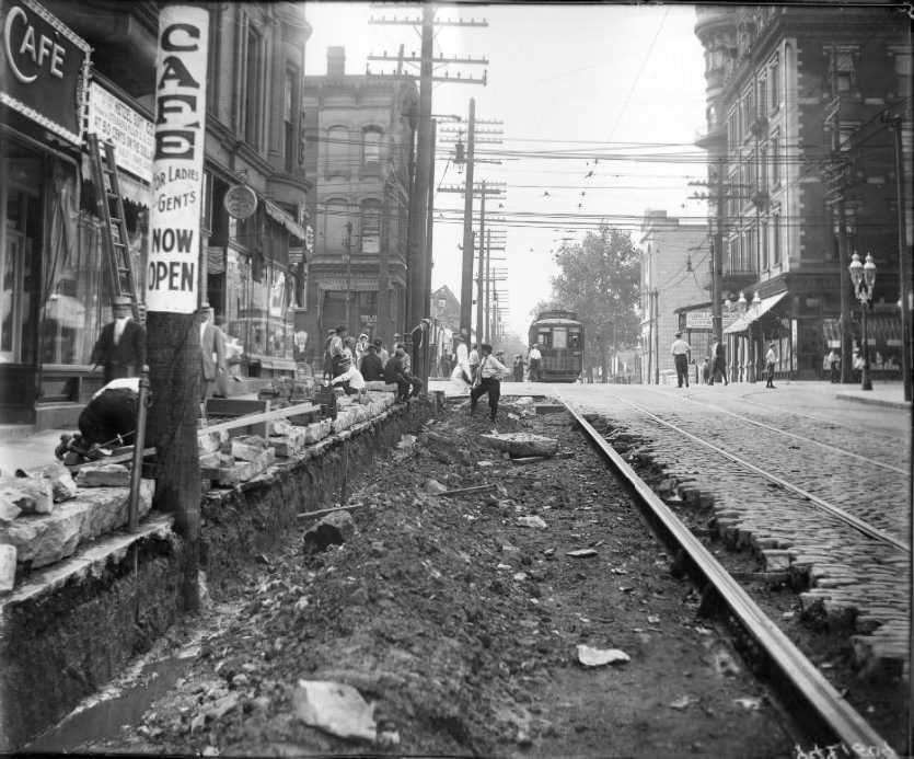#29 City Street Construction, 1907