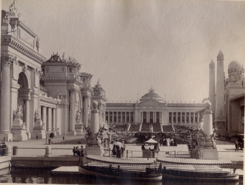 #118 The Sunken Garden at the 1904 World’s Far with the U.S. Government building in the background.