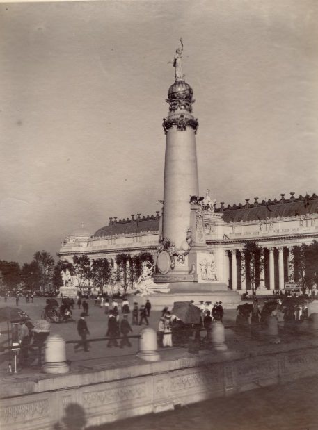 #154 The Louisiana Monument at the 1904 World’s Fair in St. Louis. The monument was in an area called the Plaza of St. Louis, and in this picture the Palace of Manufactures can be seen in the background.
