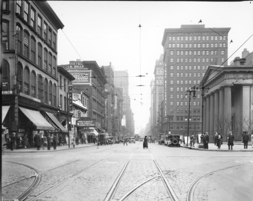 #156 The intersection of North Broadway looking north from Market Street, 1903