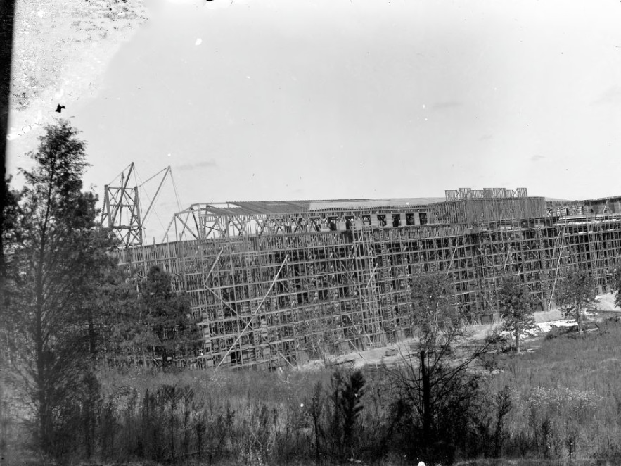 #185 World’s Fair Construction, 1903